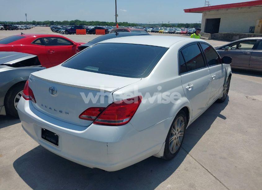 Photo 4 of 2007 Toyota Avalon LIMITED (VIN 4T1BK36B17U171125)