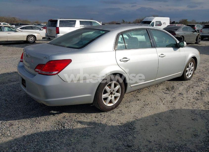 Photo 4 of 2007 Toyota Avalon XL (VIN 4T1BK36B17U238967)