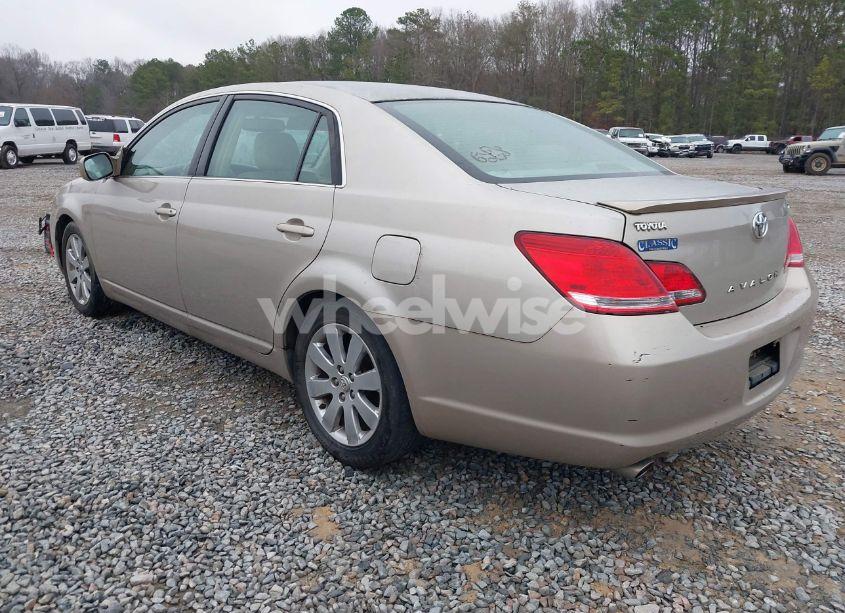 Photo 3 of 2005 Toyota Avalon XLS (VIN 4T1BK36B25U035244)