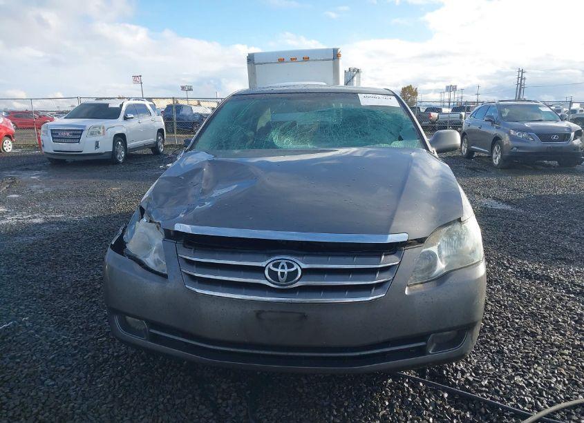 Photo 12 of 2005 Toyota Avalon XLS (VIN 4T1BK36B25U041092)