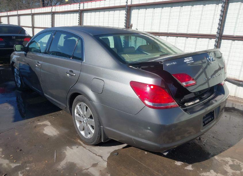 Photo 3 of 2006 Toyota Avalon XLS (VIN 4T1BK36B26U073042)