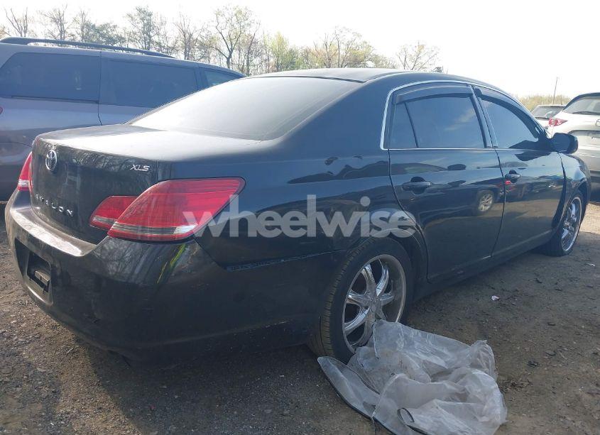 Photo 4 of 2006 Toyota Avalon XLS (VIN 4T1BK36B26U118836)