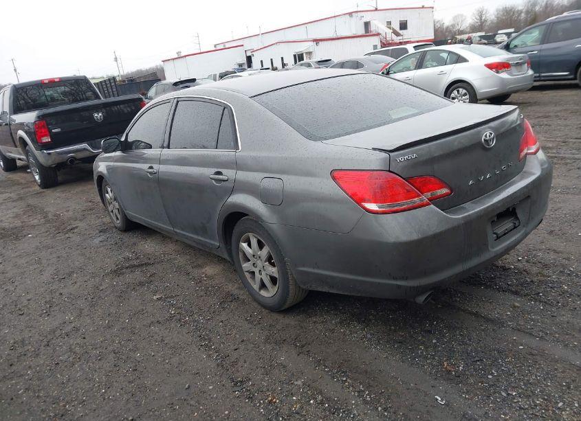 Photo 3 of 2006 Toyota Avalon XL (VIN 4T1BK36B26U126967)