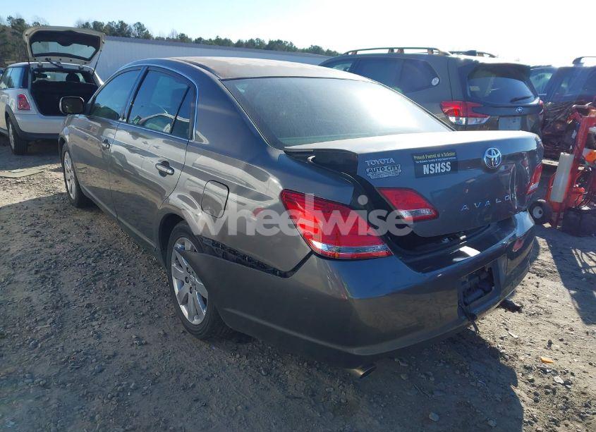 Photo 3 of 2006 Toyota Avalon XLS (VIN 4T1BK36B26U135717)