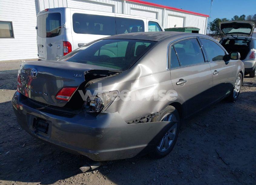 Photo 4 of 2006 Toyota Avalon XLS (VIN 4T1BK36B26U135717)