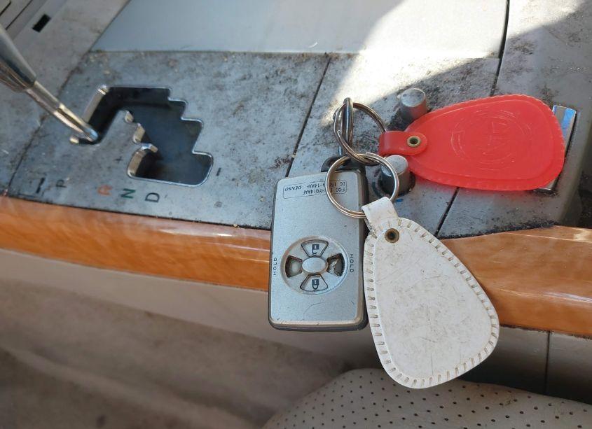 Photo 11 of 2005 Toyota Avalon LIMITED (VIN 4T1BK36B35U002494)