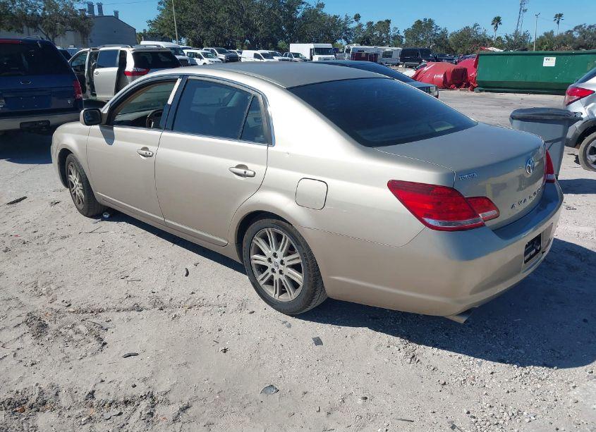 Photo 3 of 2005 Toyota Avalon LIMITED (VIN 4T1BK36B35U002494)