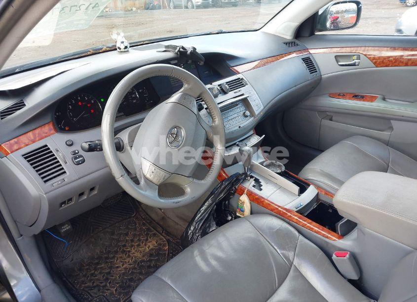 Photo 12 of 2005 Toyota Avalon XLS (VIN 4T1BK36B35U030280)