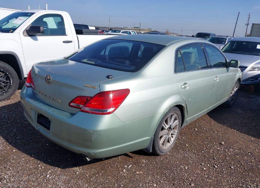 Photo 4 of 2005 Toyota Avalon LIMITED (VIN 4T1BK36B35U045703)