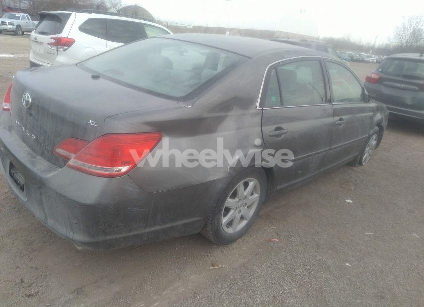 Photo 4 of 2006 Toyota Avalon XL (VIN 4T1BK36B36U118313)