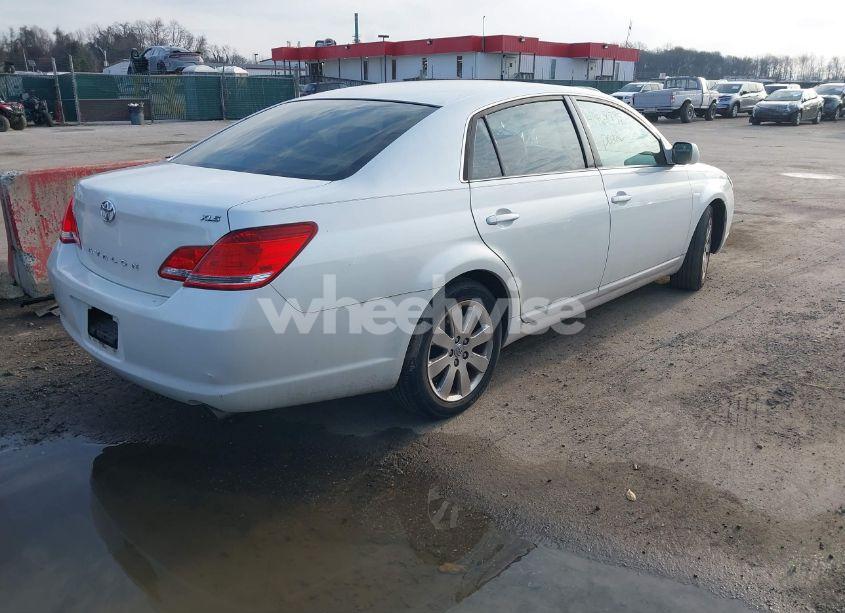 Photo 4 of 2006 Toyota Avalon XLS (VIN 4T1BK36B36U133927)