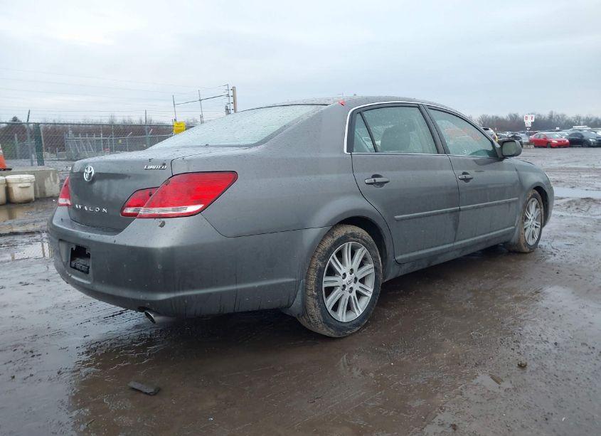 Photo 4 of 2007 Toyota Avalon LIMITED (VIN 4T1BK36B37U178139)