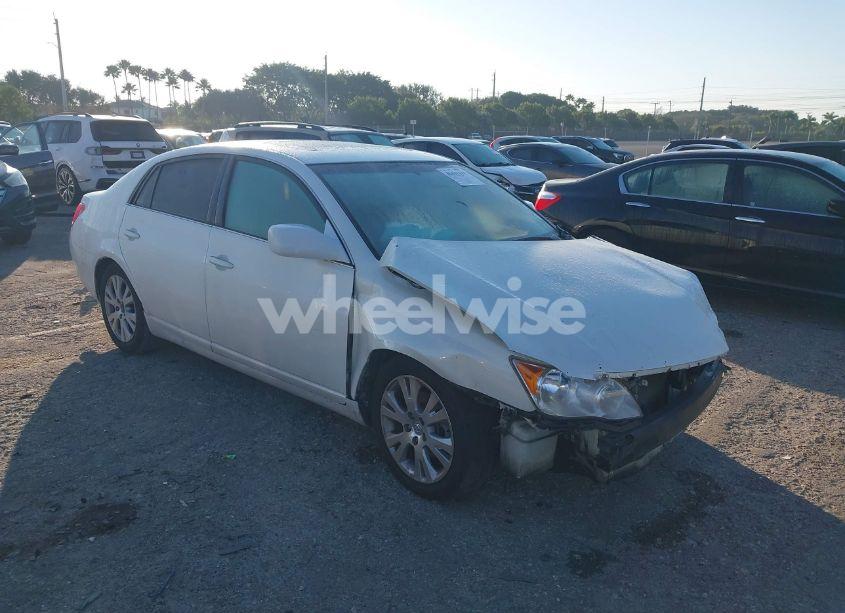 2009 Toyota Avalon XLS (VIN 4T1BK36B39U334456) main photo