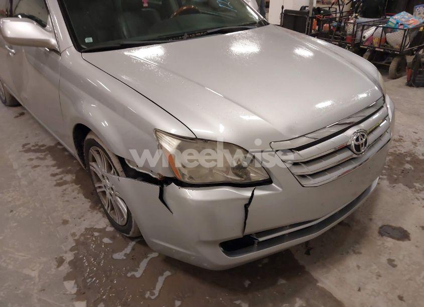 Photo 6 of 2005 Toyota Avalon LIMITED (VIN 4T1BK36B45U021927)