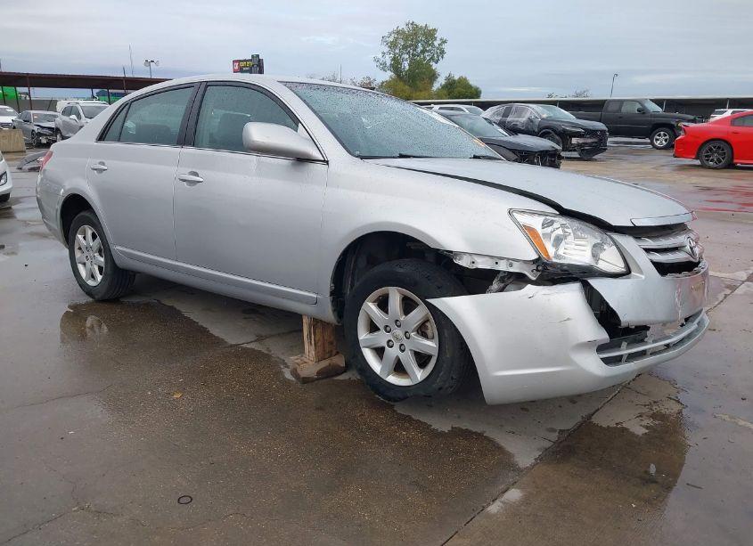 2006 Toyota Avalon XL (VIN 4T1BK36B46U154818) main photo