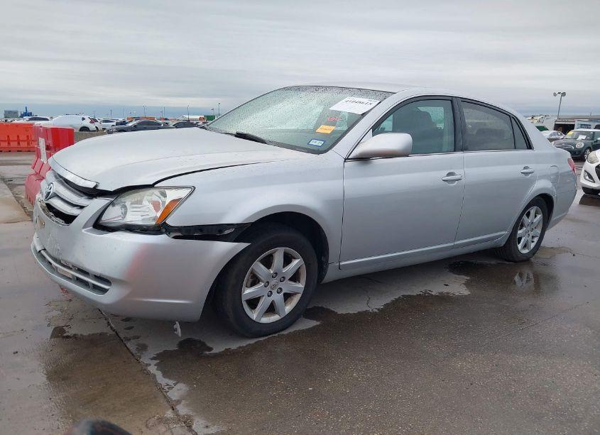 Photo 2 of 2006 Toyota Avalon XL (VIN 4T1BK36B46U154818)