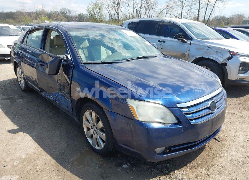 2007 Toyota Avalon XLS (VIN 4T1BK36B47U181177) main photo