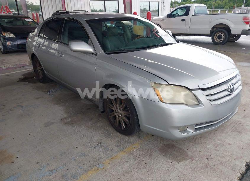 2007 Toyota Avalon LIMITED (VIN 4T1BK36B47U181597) main photo
