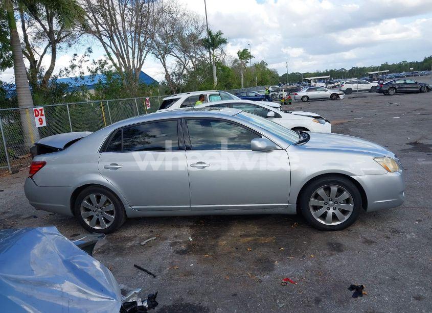 Photo 13 of 2005 Toyota Avalon XLS (VIN 4T1BK36B55U029650)