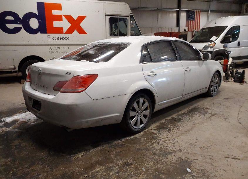 Photo 4 of 2006 Toyota Avalon XLS (VIN 4T1BK36B56U107524)
