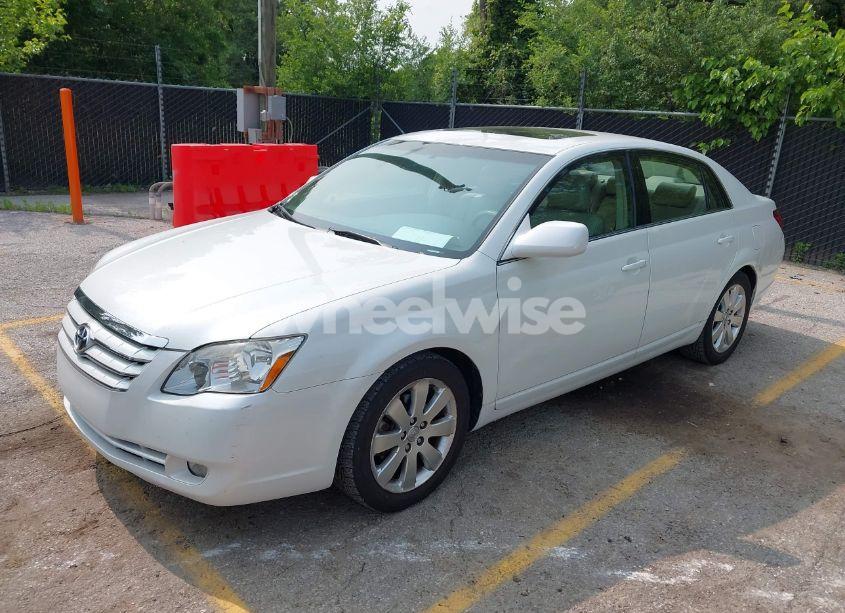 Photo 2 of 2006 Toyota Avalon XLS (VIN 4T1BK36B56U115560)
