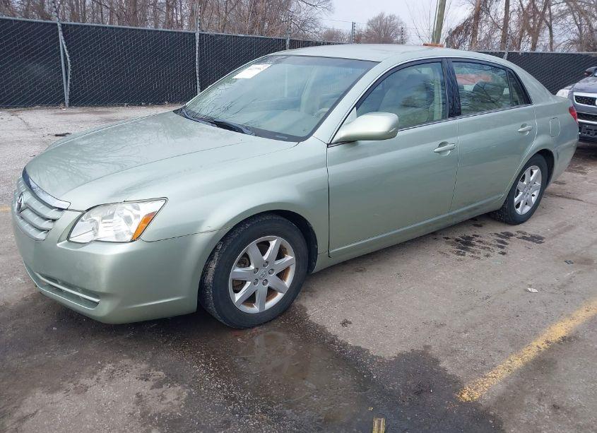 Photo 2 of 2006 Toyota Avalon XL (VIN 4T1BK36B56U121682)