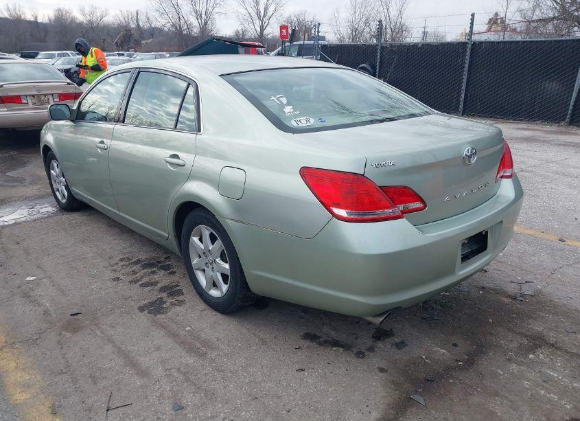 Photo 3 of 2006 Toyota Avalon XL (VIN 4T1BK36B56U121682)