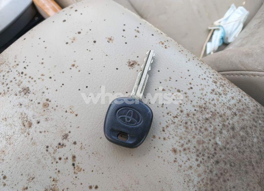 Photo 11 of 2005 Toyota Avalon XLS (VIN 4T1BK36B65U045629)