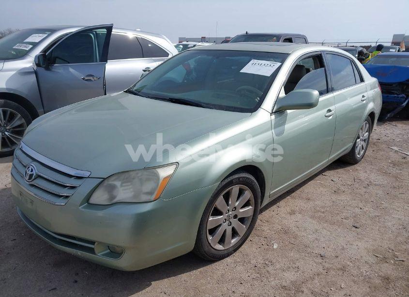 Photo 2 of 2005 Toyota Avalon XLS (VIN 4T1BK36B65U055870)