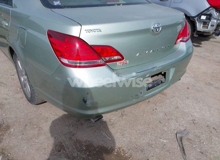 Photo 6 of 2005 Toyota Avalon XLS (VIN 4T1BK36B65U055870)