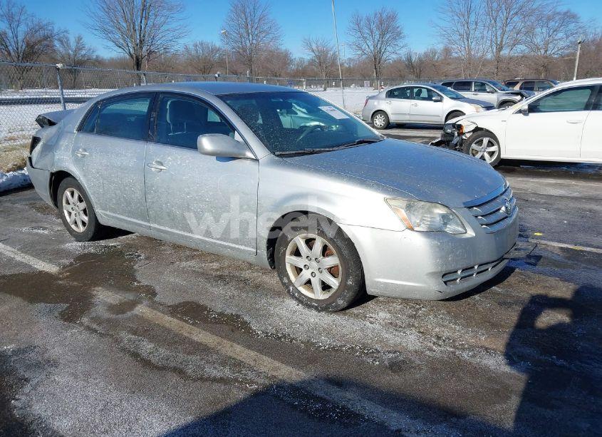 2006 Toyota Avalon XL (VIN 4T1BK36B66U069740) main photo