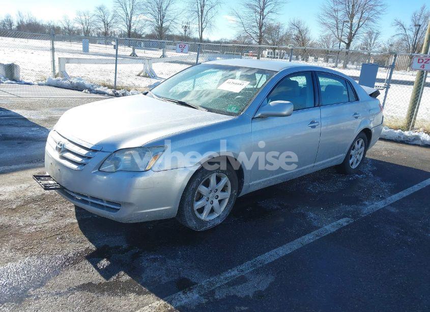 Photo 2 of 2006 Toyota Avalon XL (VIN 4T1BK36B66U069740)
