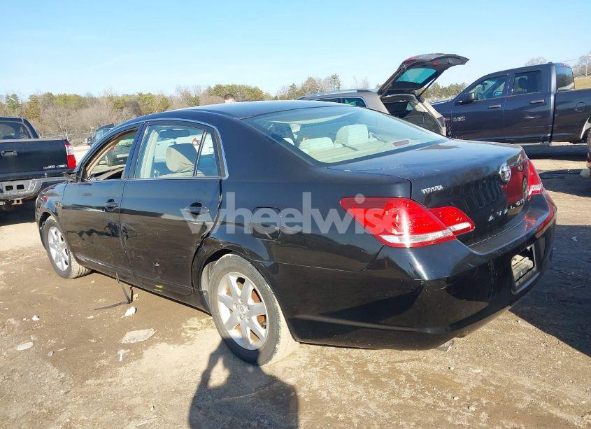 Photo 3 of 2006 Toyota Avalon XL (VIN 4T1BK36B66U147417)