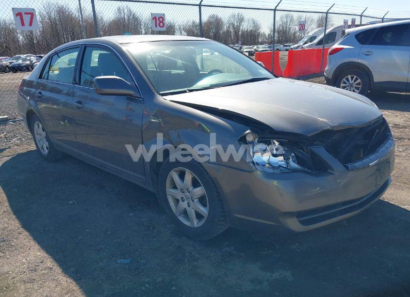 2006 Toyota Avalon XL (VIN 4T1BK36B66U157977) main photo