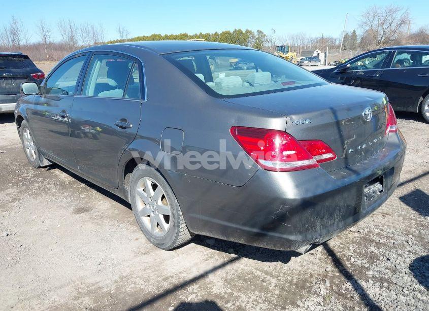 Photo 3 of 2006 Toyota Avalon XL (VIN 4T1BK36B66U157977)