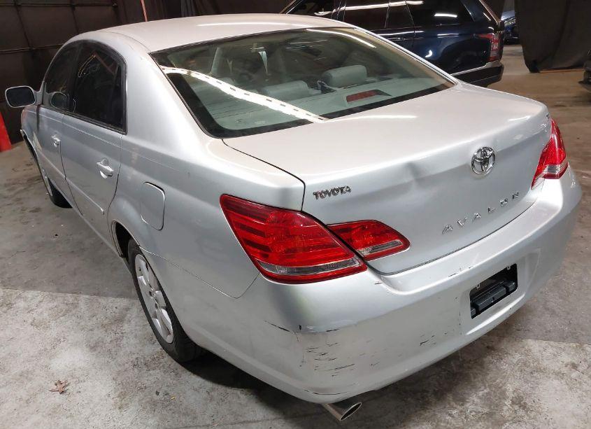 Photo 3 of 2007 Toyota Avalon XL (VIN 4T1BK36B67U182556)