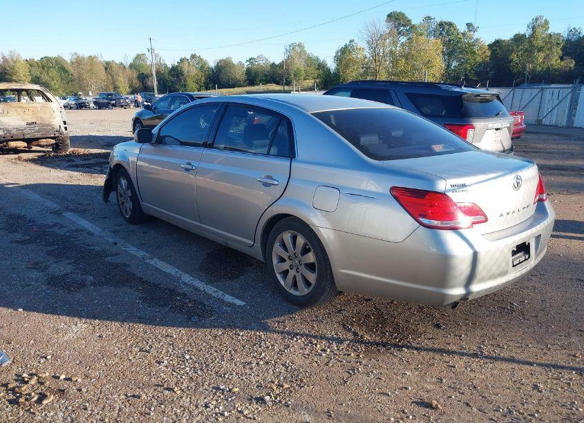 Photo 3 of 2006 Toyota Avalon XLS (VIN 4T1BK36B76U152979)