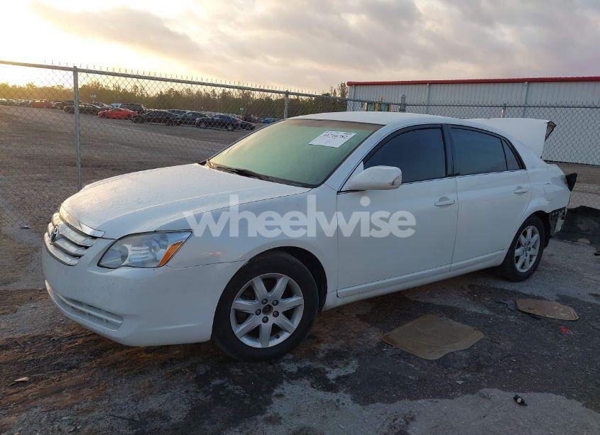 Photo 2 of 2007 Toyota Avalon XL (VIN 4T1BK36B77U188401)