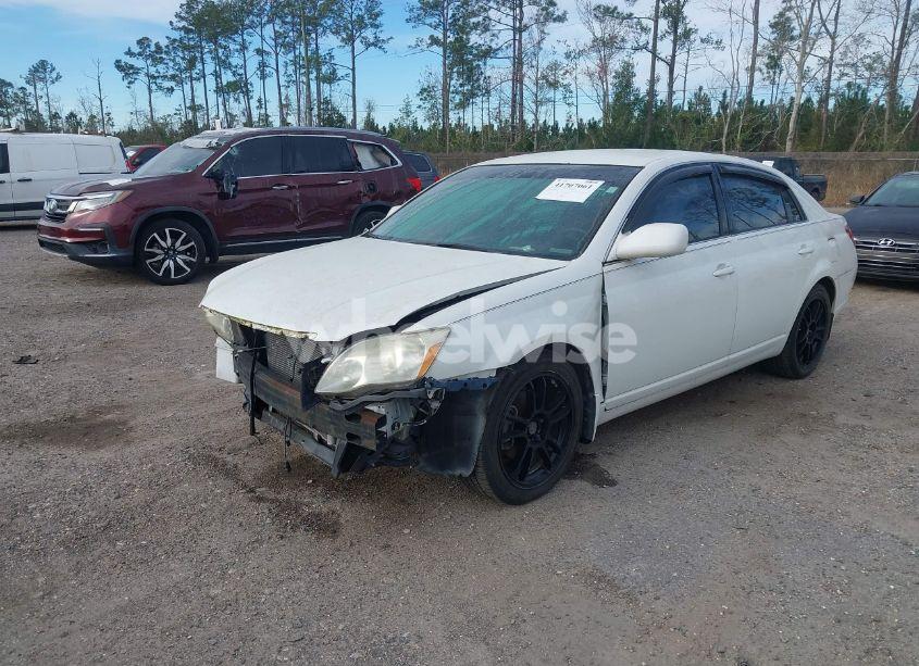 Photo 2 of 2007 Toyota Avalon XL (VIN 4T1BK36B77U252372)