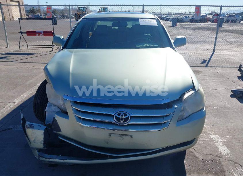 Photo 12 of 2005 Toyota Avalon XLS (VIN 4T1BK36B85U047866)