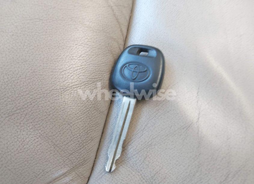 Photo 11 of 2006 Toyota Avalon XLS (VIN 4T1BK36B86U138301)