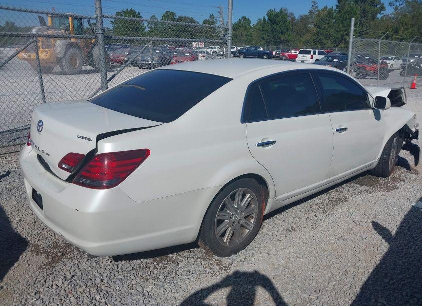 Photo 4 of 2008 Toyota Avalon LIMITED (VIN 4T1BK36B88U263964)