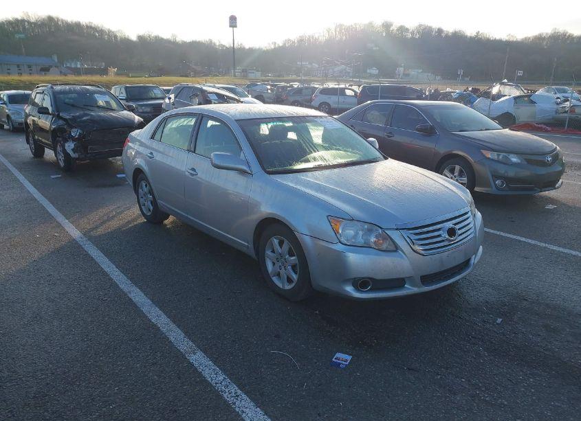 2008 Toyota Avalon XL (VIN 4T1BK36B88U309907) main photo