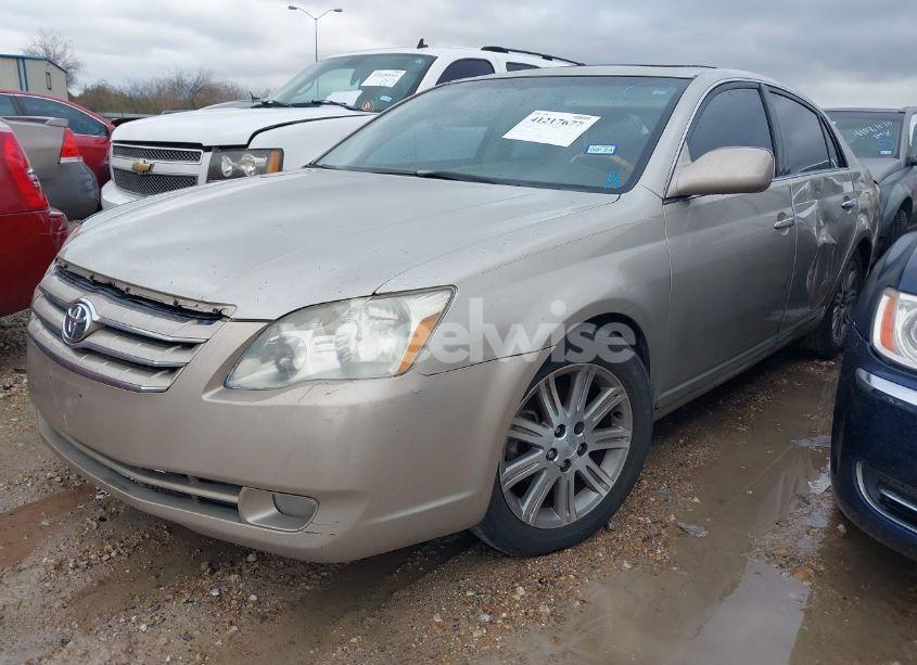 Photo 2 of 2005 Toyota Avalon LIMITED (VIN 4T1BK36B95U048444)