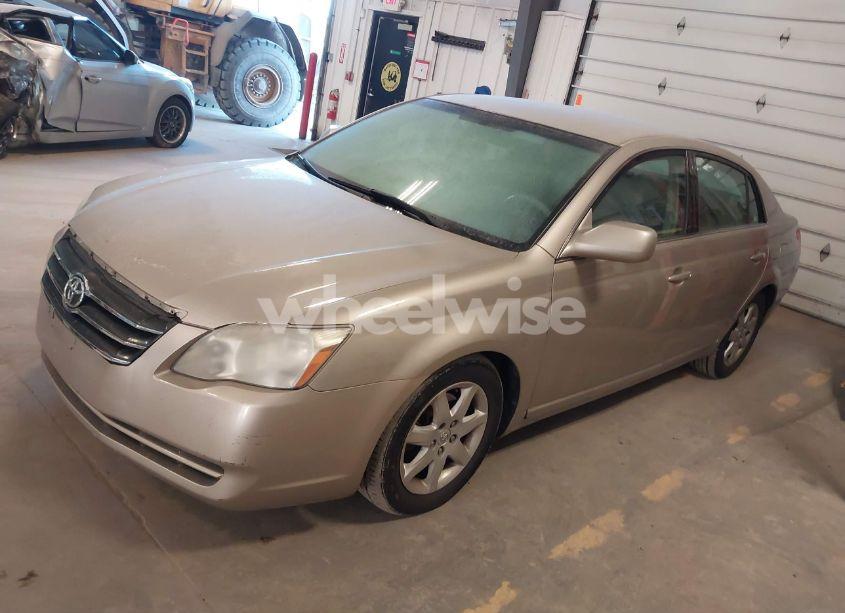 Photo 2 of 2006 Toyota Avalon XL (VIN 4T1BK36B96U067559)