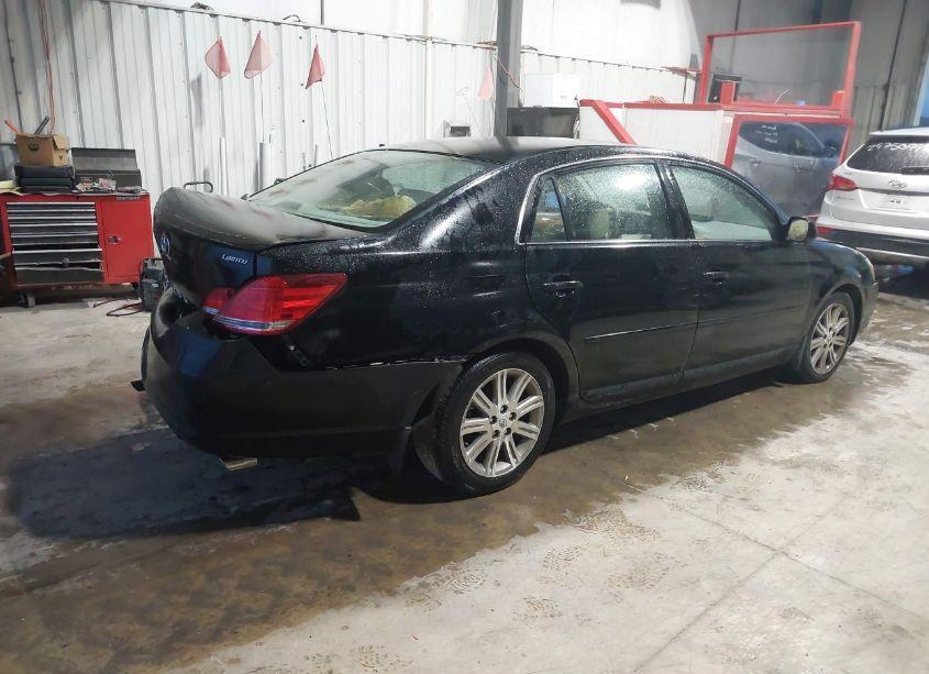 Photo 4 of 2006 Toyota Avalon LIMITED (VIN 4T1BK36B96U142955)