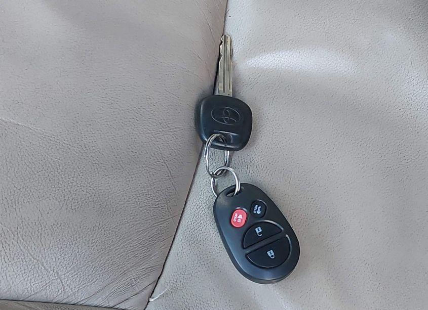 Photo 11 of 2007 Toyota Avalon XLS (VIN 4T1BK36B97U184494)