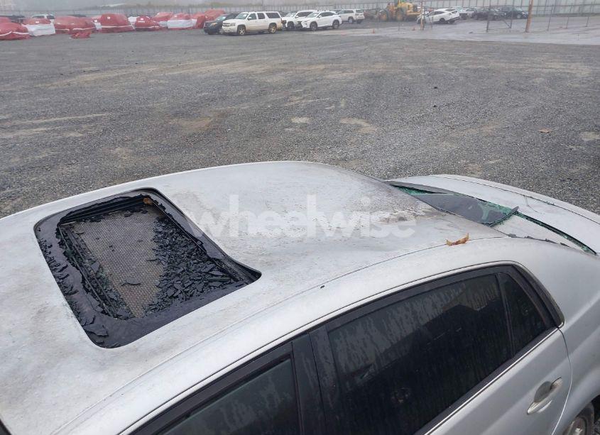 Photo 6 of 2005 Toyota Avalon XLS (VIN 4T1BK36BX5U016957)