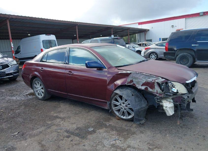 Photo 6 of 2005 Toyota Avalon LIMITED (VIN 4T1BK36BX5U049585)