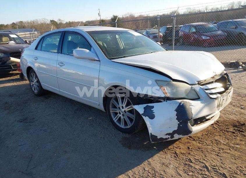 2006 Toyota Avalon LIMITED (VIN 4T1BK36BX6U081843) main photo